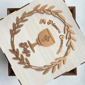 Vino con botella grabada